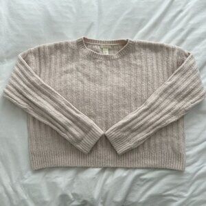 Light pink sweater